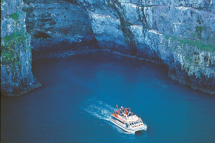 Akaroa Cathedral Cave